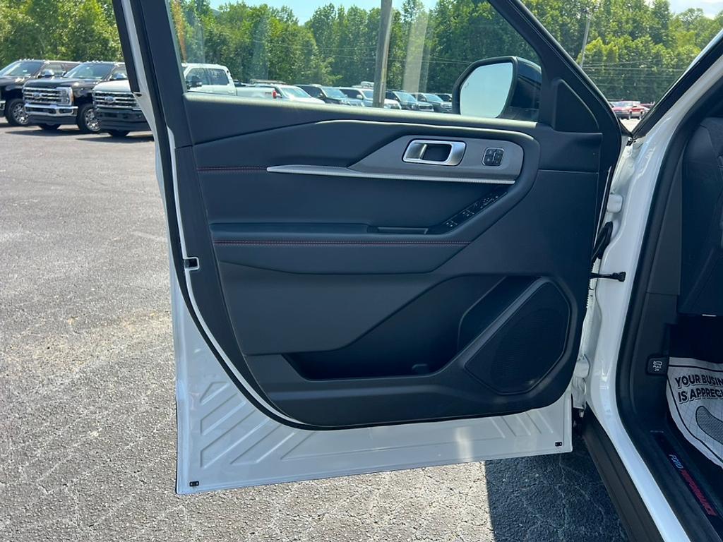 new 2025 Ford Explorer car, priced at $54,680