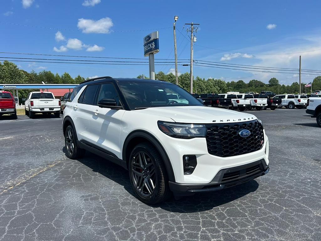 new 2025 Ford Explorer car, priced at $54,680