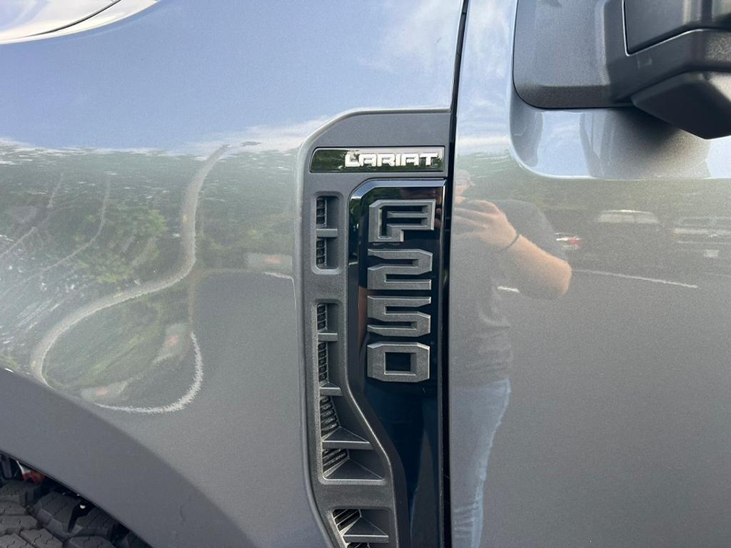 new 2025 Ford F-250 car, priced at $72,100
