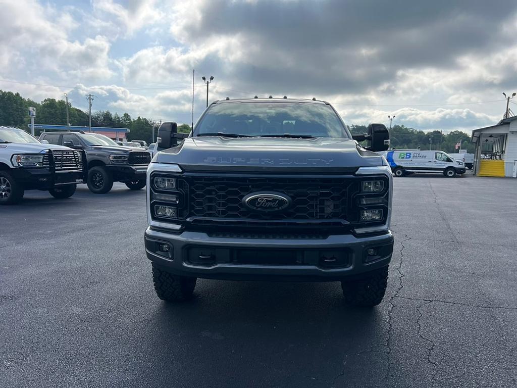 new 2025 Ford F-250 car, priced at $72,100