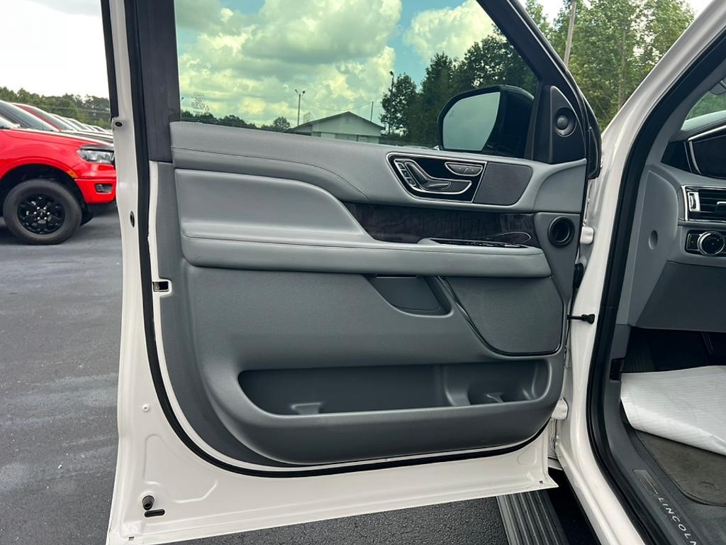 used 2019 Lincoln Navigator L car, priced at $24,999