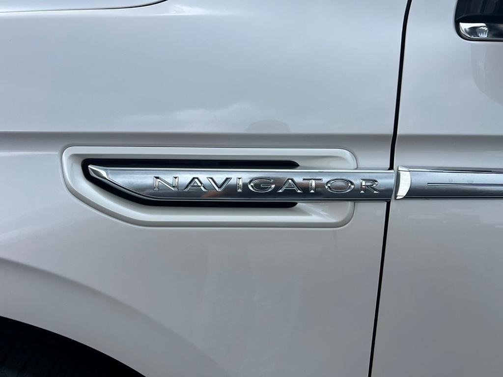 used 2019 Lincoln Navigator L car, priced at $24,999
