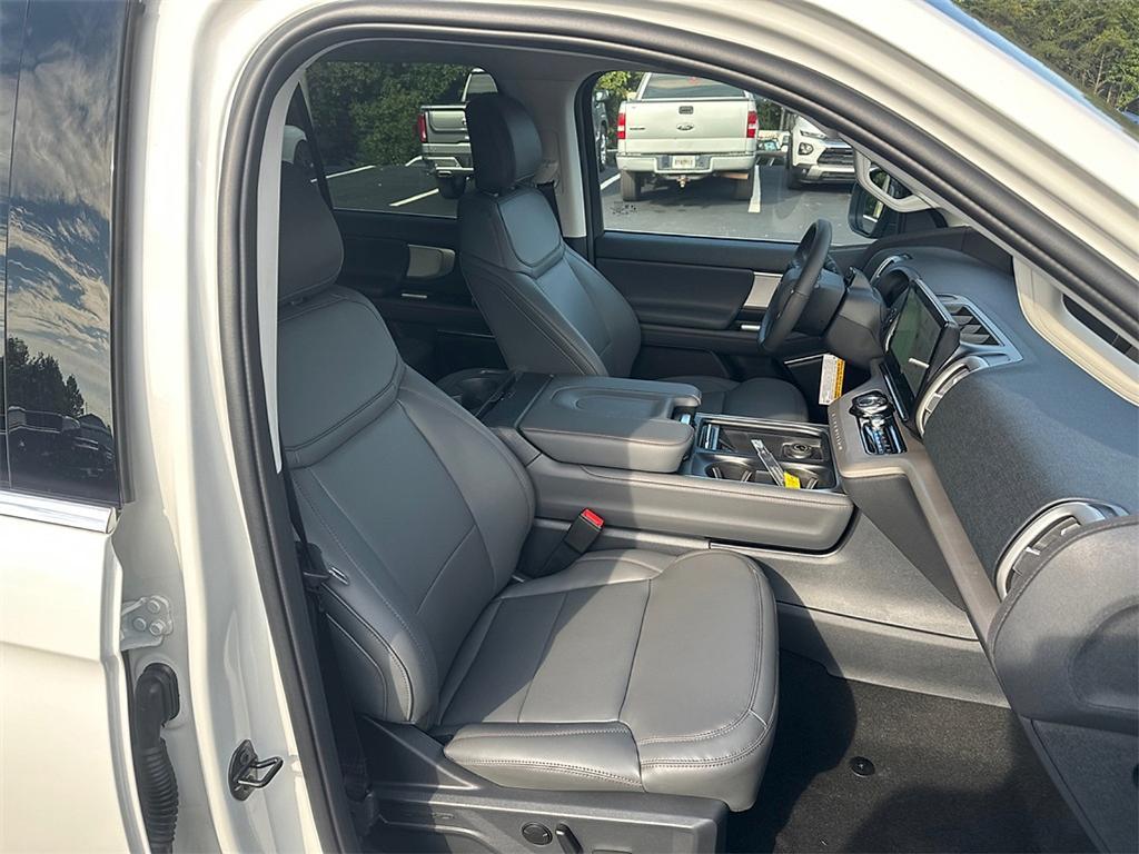 new 2025 Ford Expedition Max car, priced at $72,880
