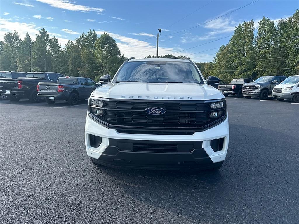 new 2025 Ford Expedition Max car, priced at $72,880