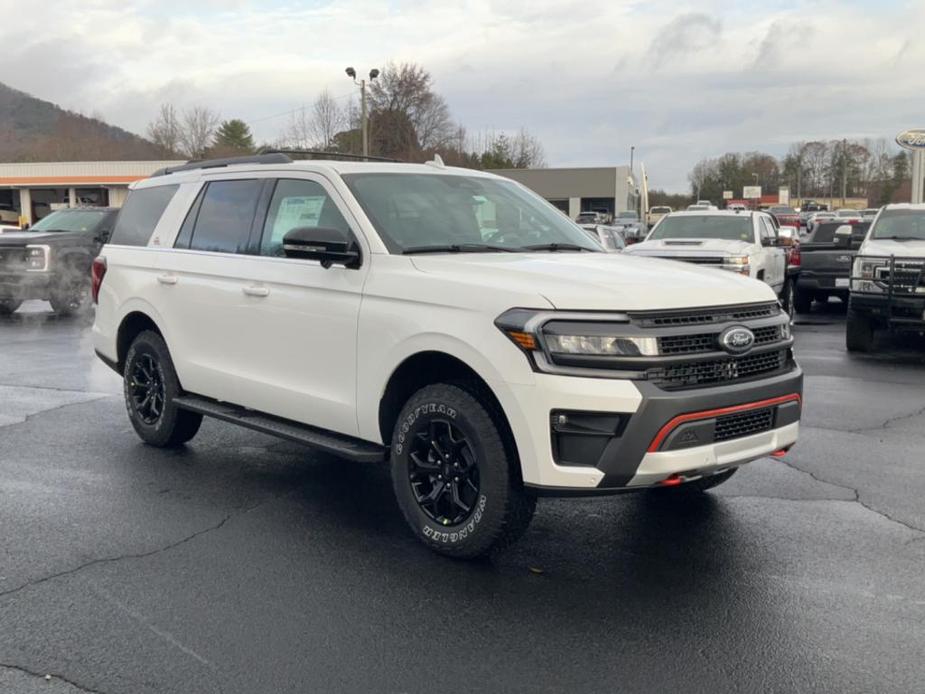 new 2024 Ford Expedition car, priced at $73,845