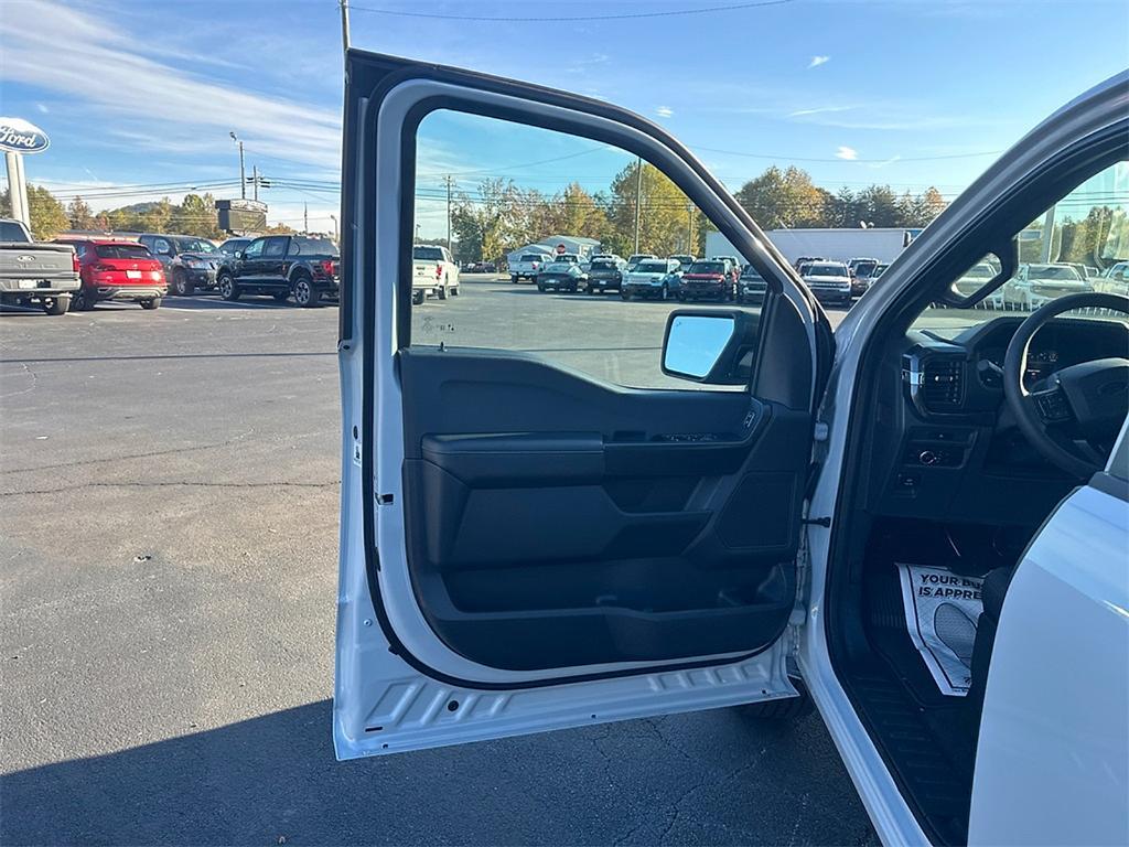 new 2025 Ford F-150 car, priced at $46,430