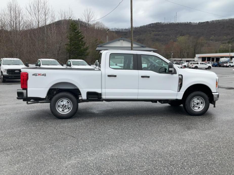 new 2024 Ford F-350 car, priced at $51,990