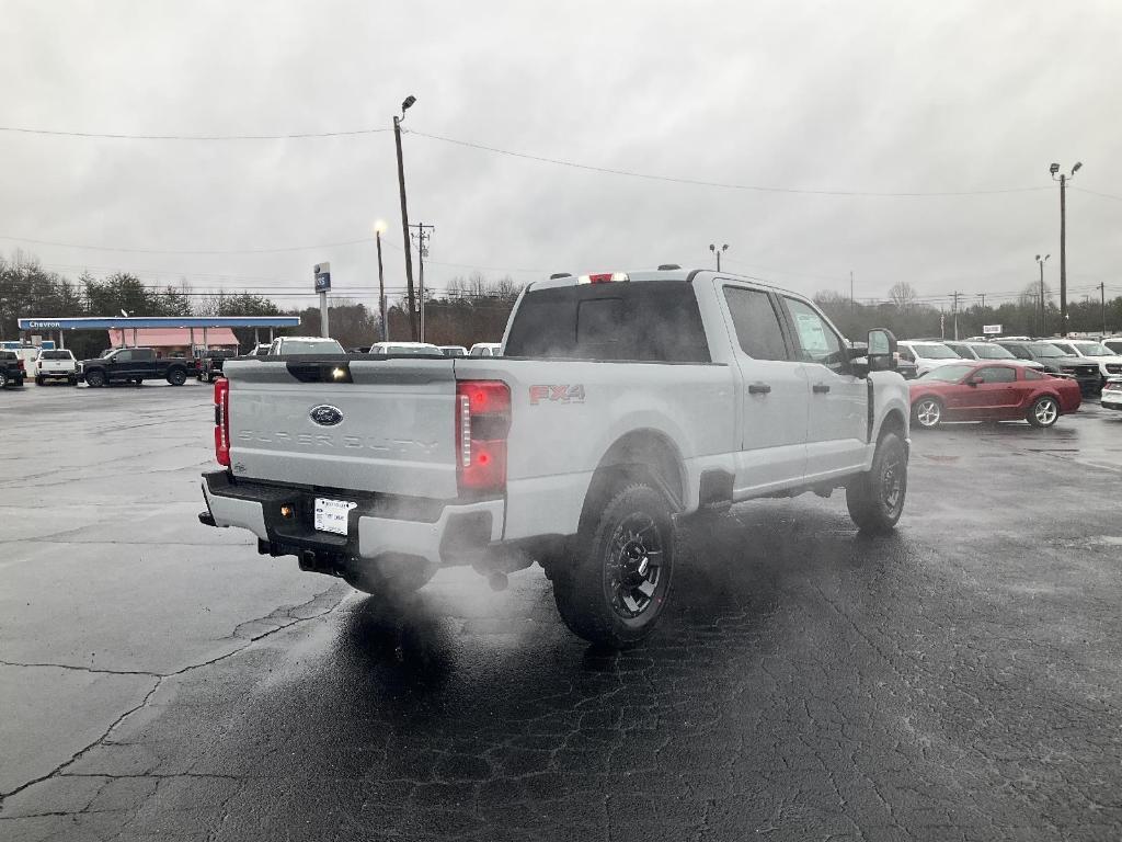 new 2025 Ford F-250 car, priced at $61,590