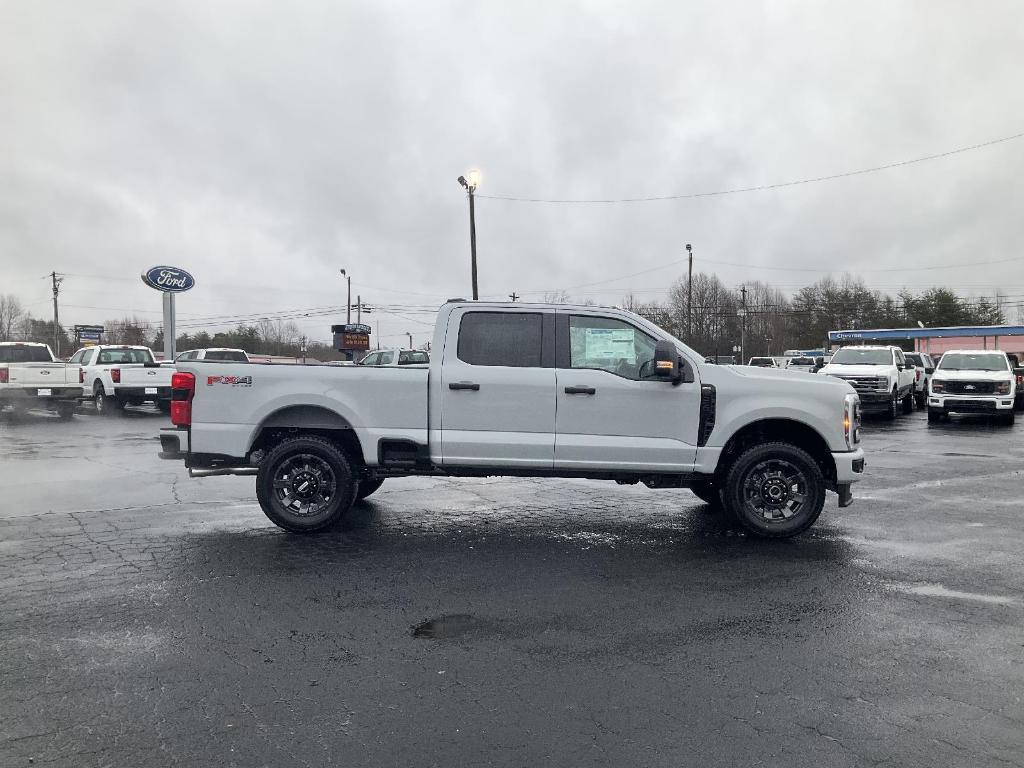 new 2025 Ford F-250 car, priced at $61,590