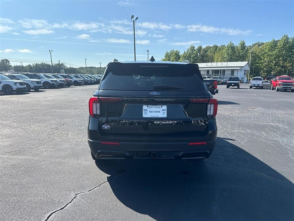 new 2025 Ford Explorer car, priced at $39,115