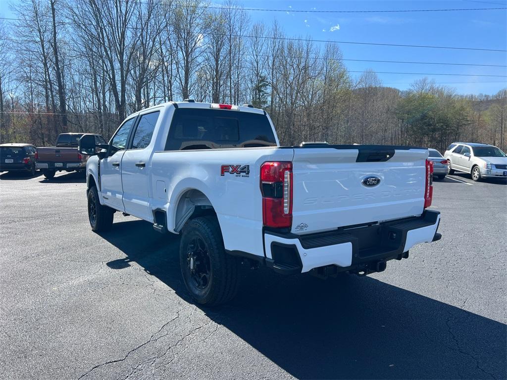 new 2025 Ford F-250 car, priced at $68,085