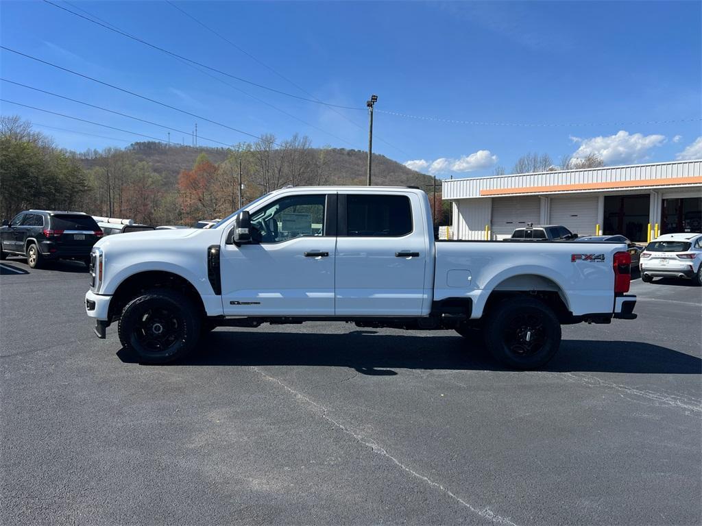 new 2025 Ford F-250 car, priced at $68,085