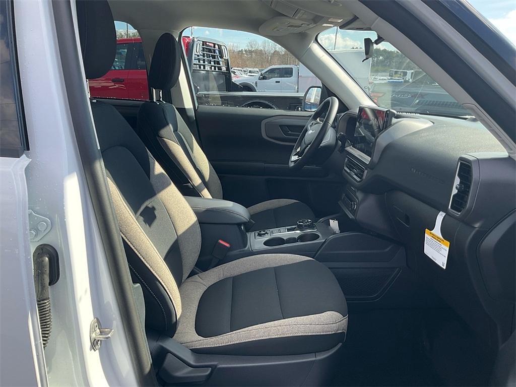 new 2025 Ford Bronco Sport car, priced at $27,060