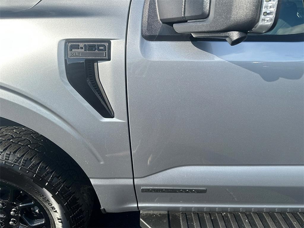 new 2025 Ford F-150 car, priced at $55,730
