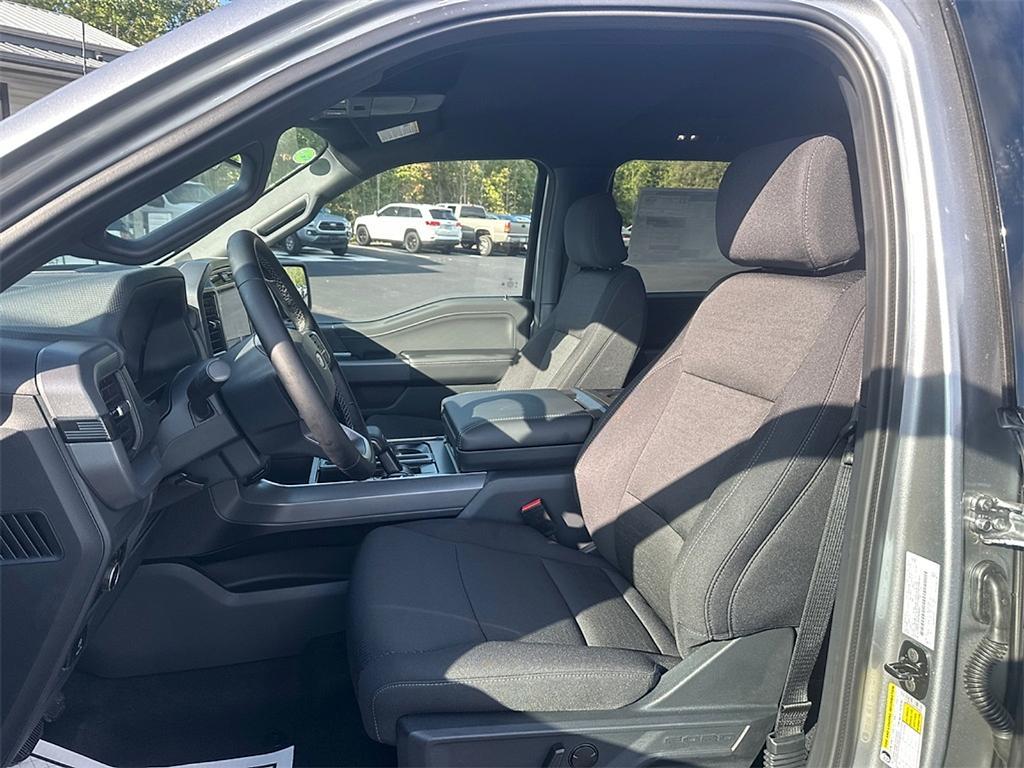 new 2025 Ford F-150 car, priced at $55,730