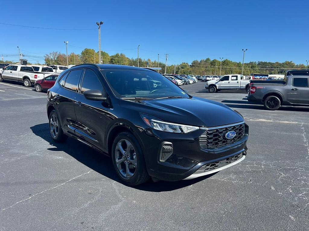 used 2023 Ford Escape car, priced at $24,348