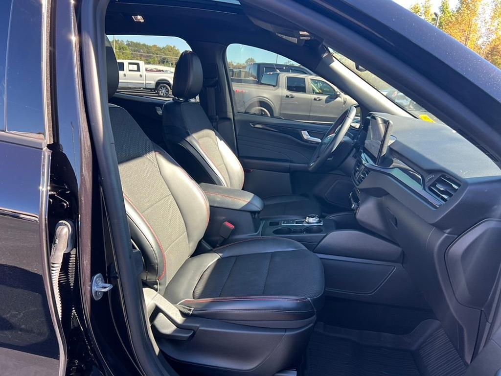 used 2023 Ford Escape car, priced at $24,348