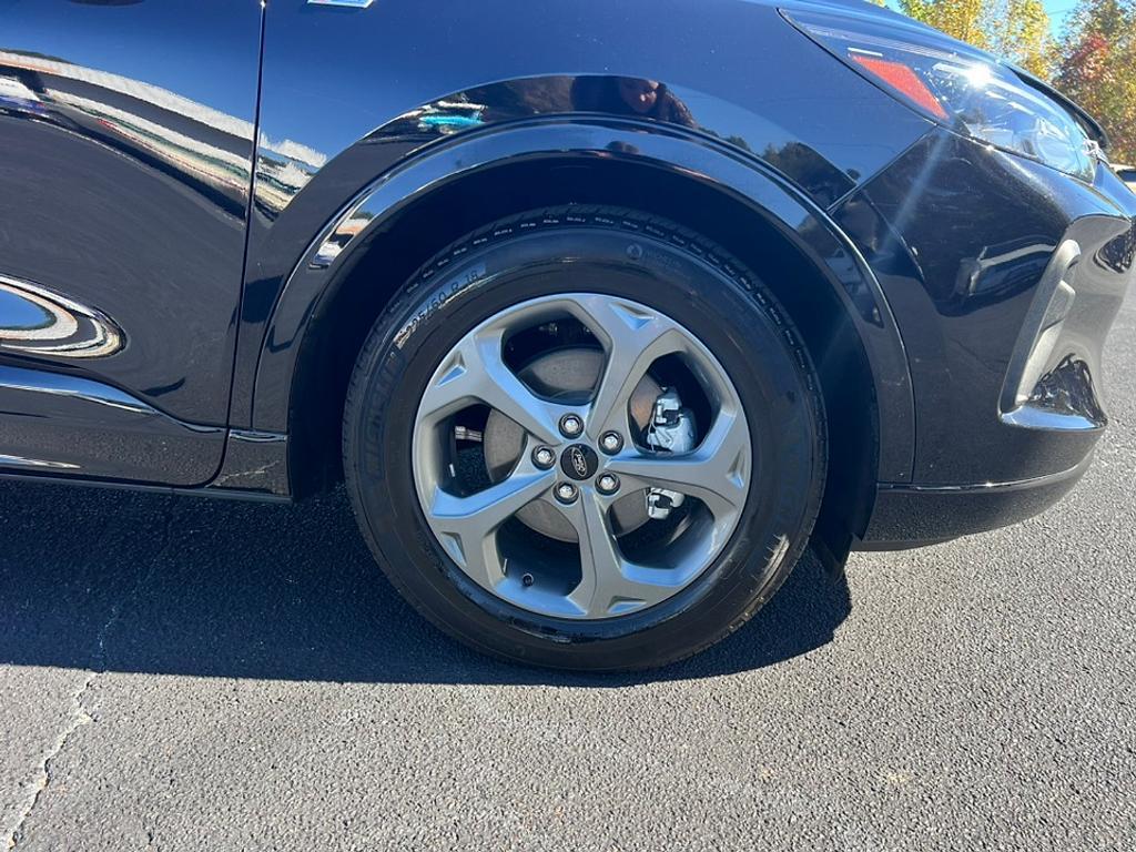 used 2023 Ford Escape car, priced at $24,348