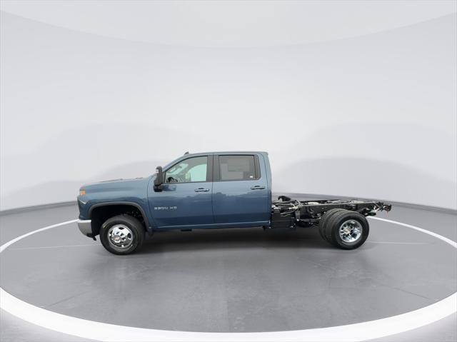 new 2025 Chevrolet Silverado 3500 car