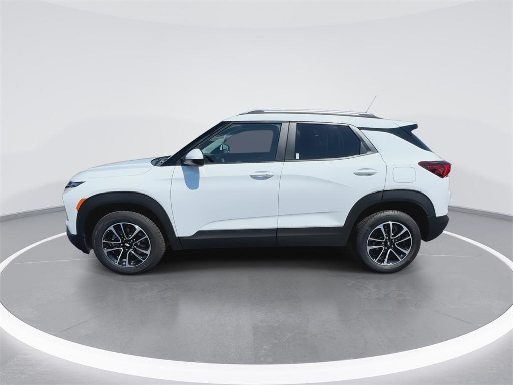 used 2024 Chevrolet TrailBlazer car, priced at $25,915