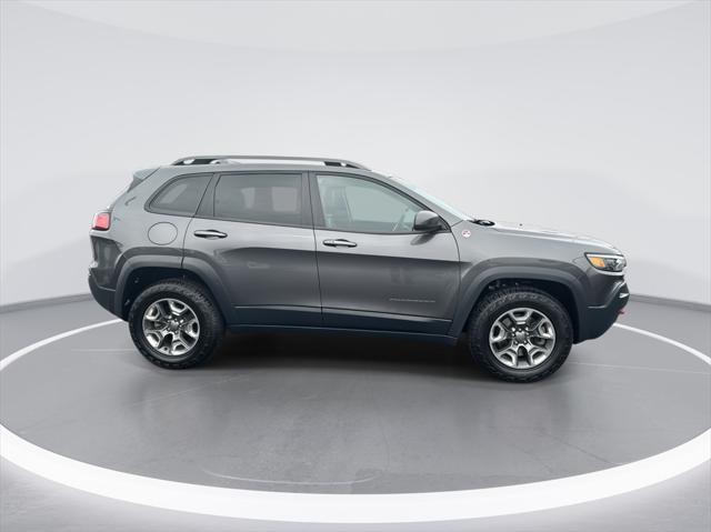 used 2019 Jeep Cherokee car, priced at $19,497