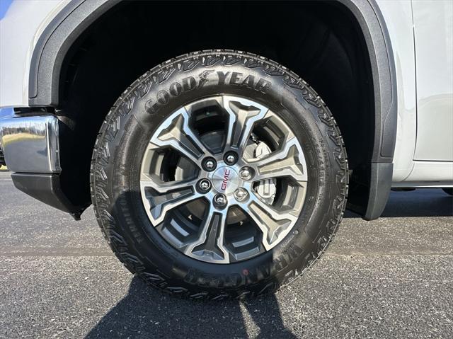 new 2025 GMC Sierra 1500 car, priced at $56,270