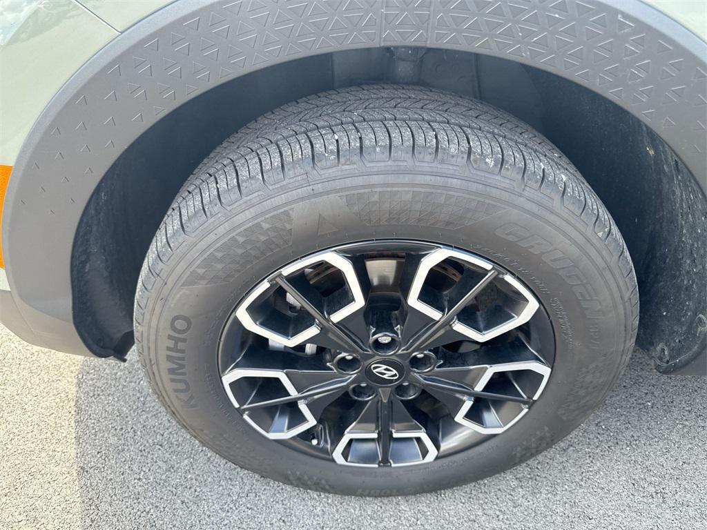 used 2024 Hyundai SANTA CRUZ car, priced at $28,800