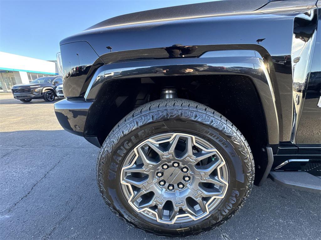 new 2025 GMC HUMMER EV SUV car, priced at $98,735