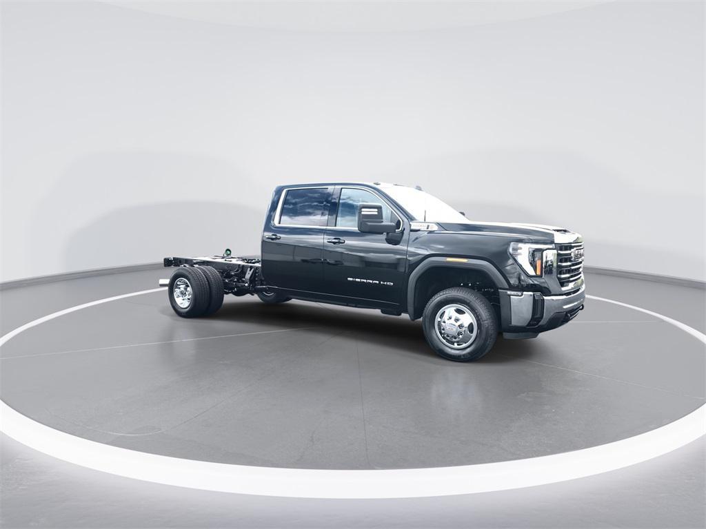 new 2026 GMC Sierra 3500 car, priced at $68,672