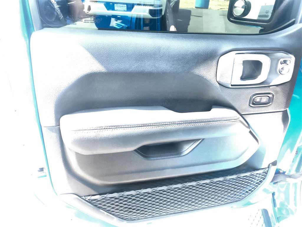 used 2021 Jeep Gladiator car, priced at $42,994