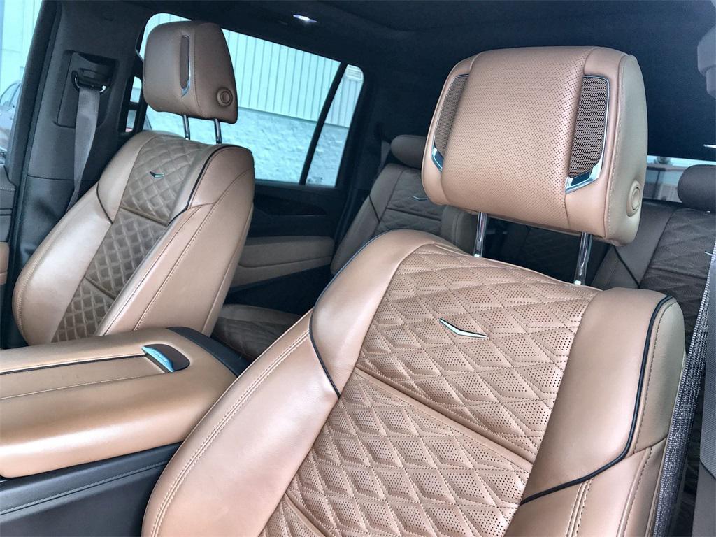 used 2023 Cadillac Escalade ESV car, priced at $70,494