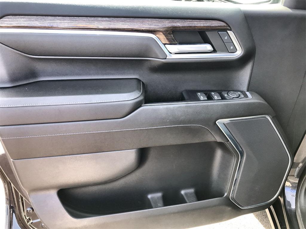 used 2022 GMC Sierra 1500 car, priced at $43,955