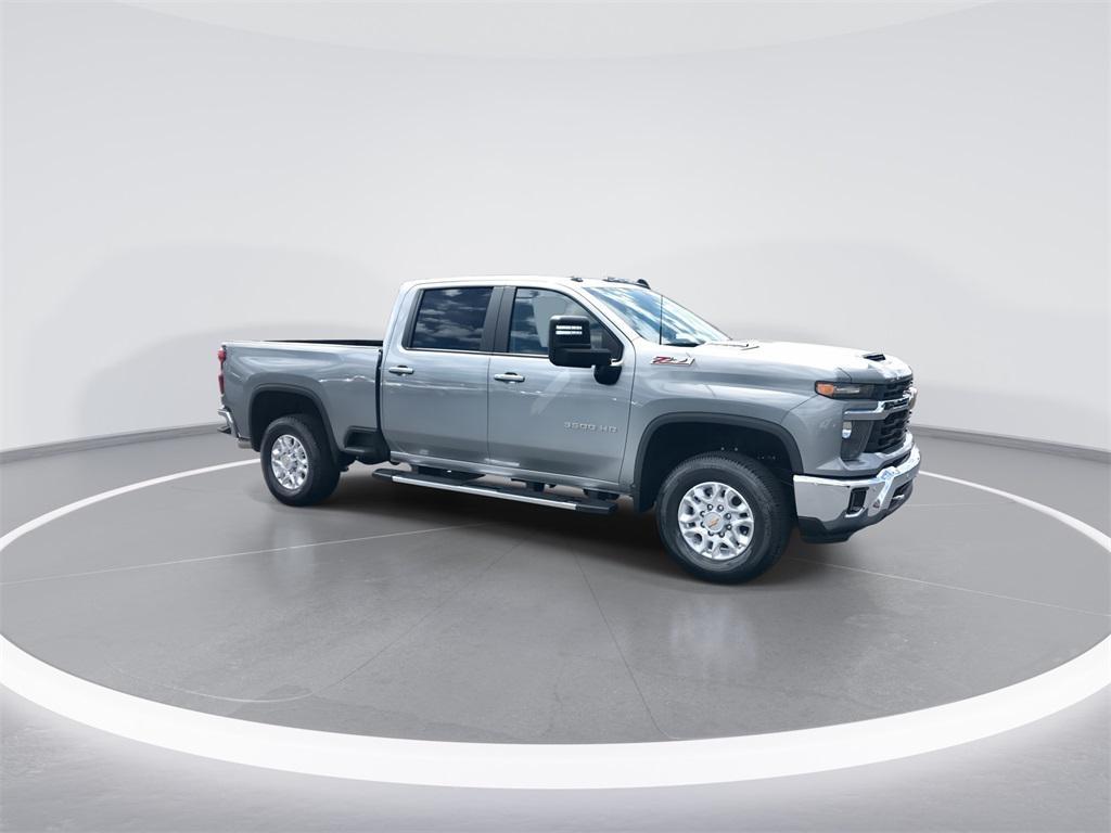 used 2025 Chevrolet Silverado 3500 car, priced at $69,895