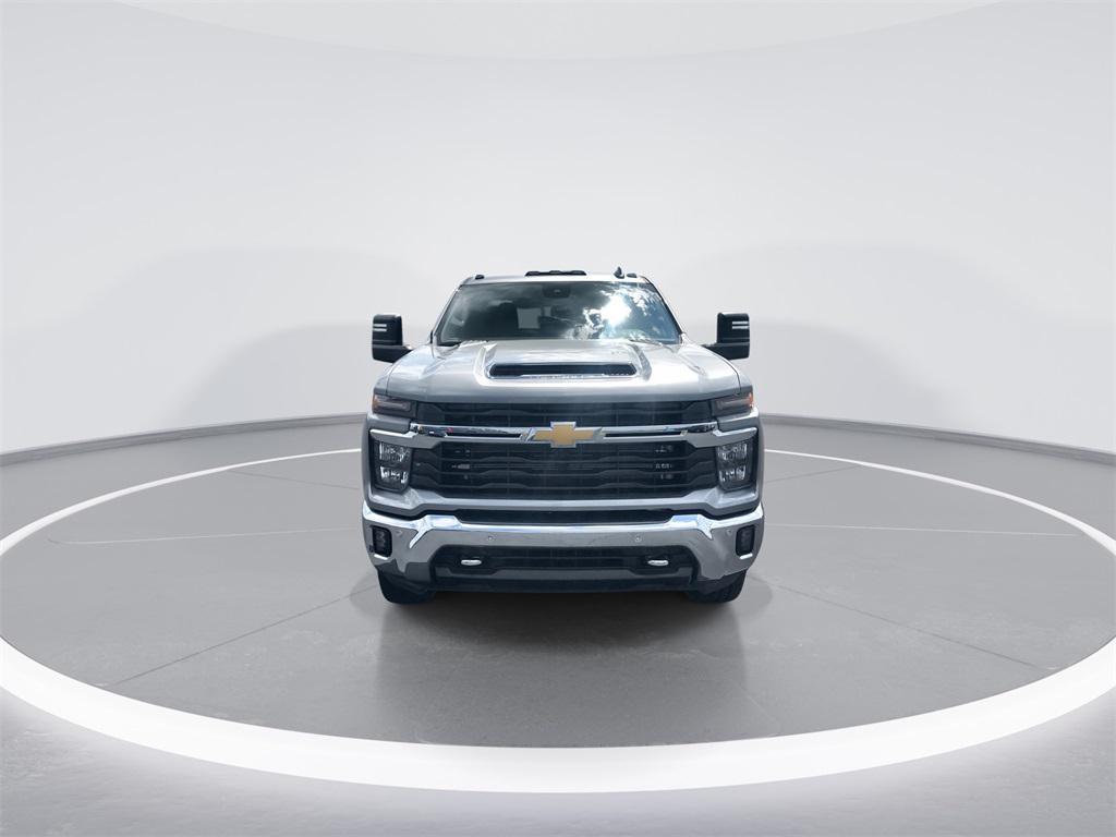 used 2025 Chevrolet Silverado 3500 car, priced at $69,895