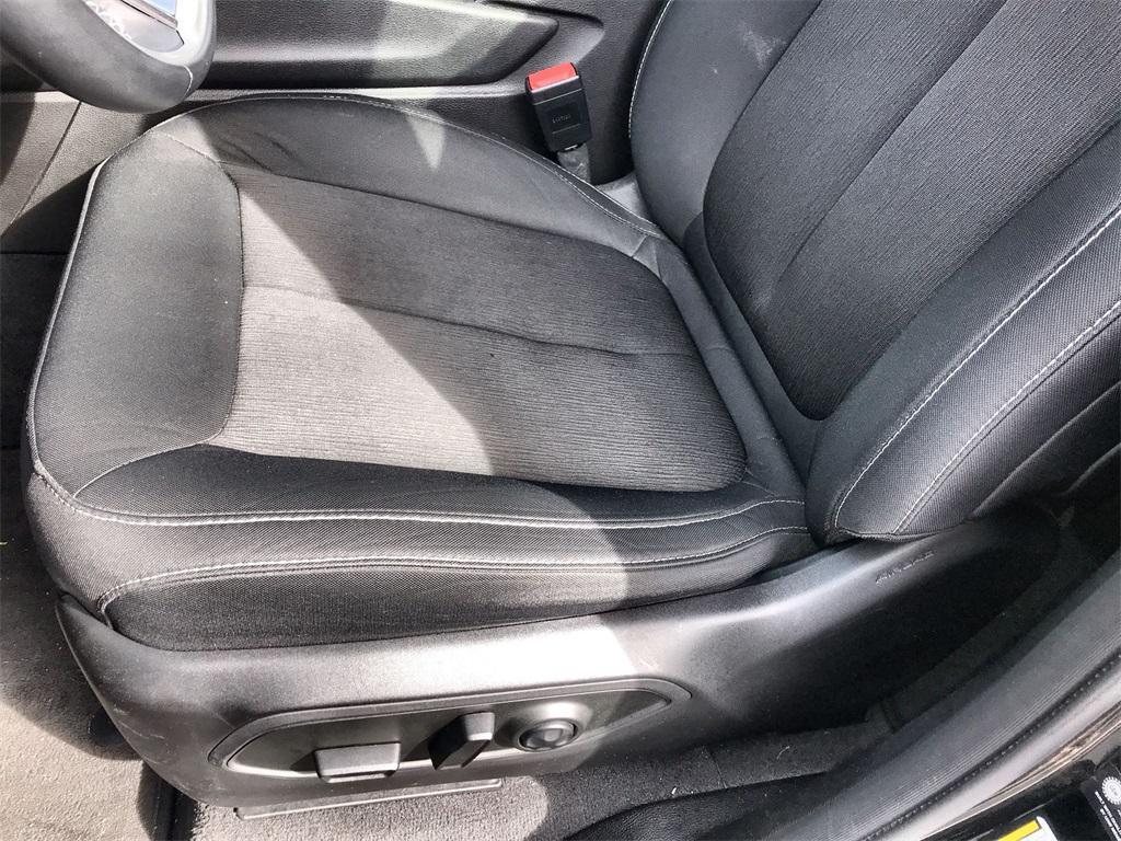 used 2021 Jeep Grand Cherokee L car, priced at $26,900