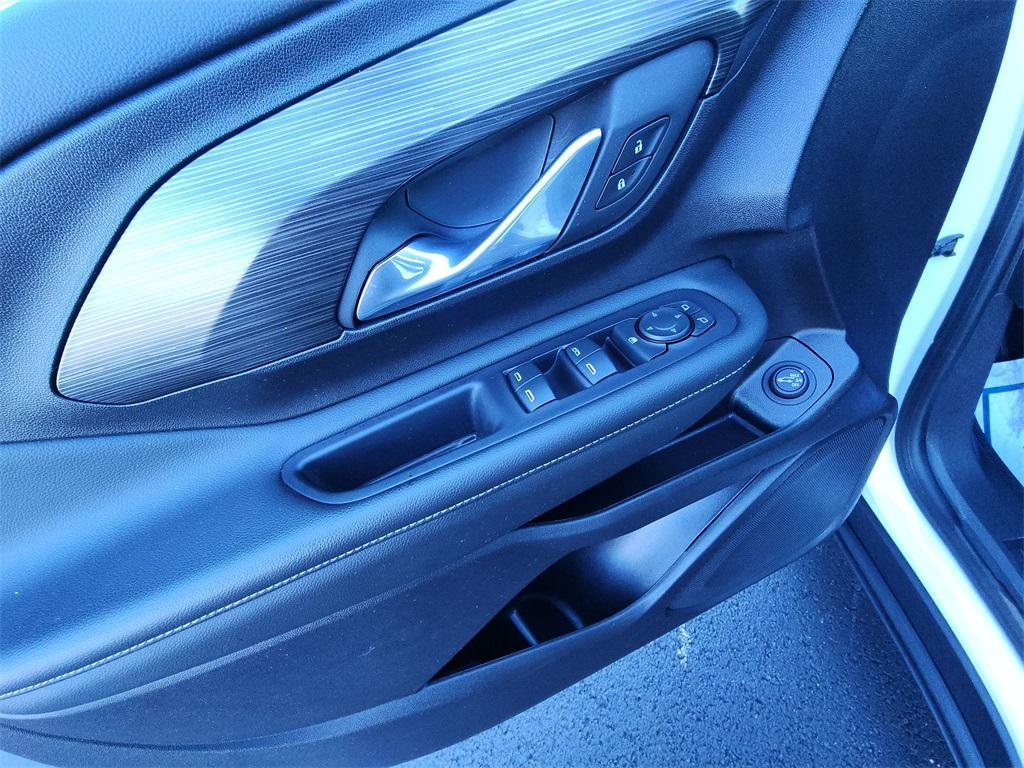 used 2024 GMC Terrain car, priced at $25,900