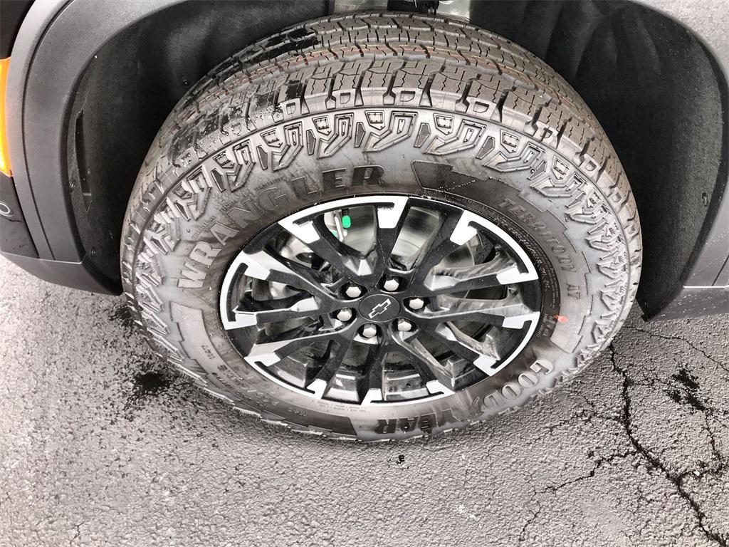 new 2026 Chevrolet Traverse car, priced at $55,880