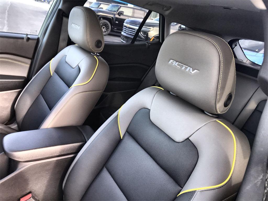 new 2026 Chevrolet Trax car, priced at $28,385