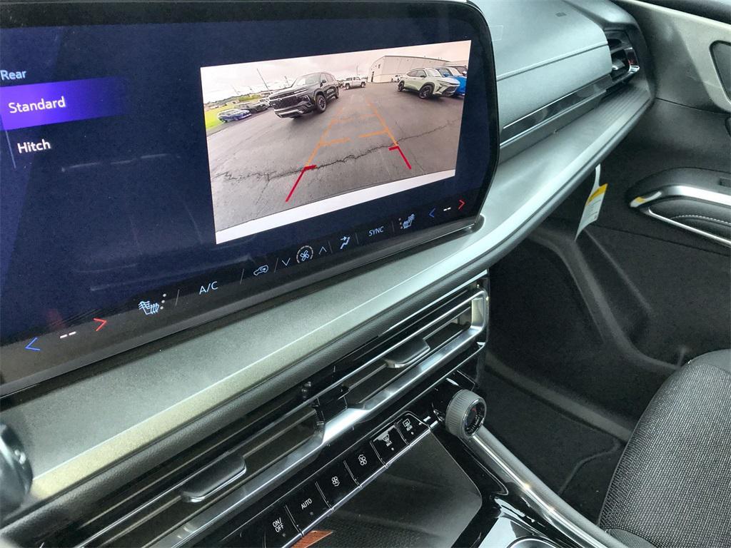 new 2026 Chevrolet Traverse car, priced at $41,690