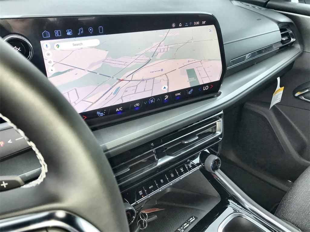 new 2026 Chevrolet Traverse car, priced at $41,690