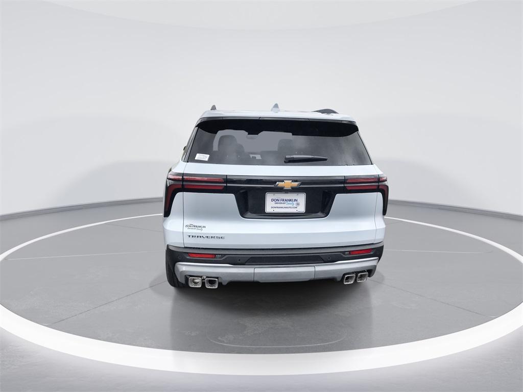 new 2026 Chevrolet Traverse car, priced at $41,690