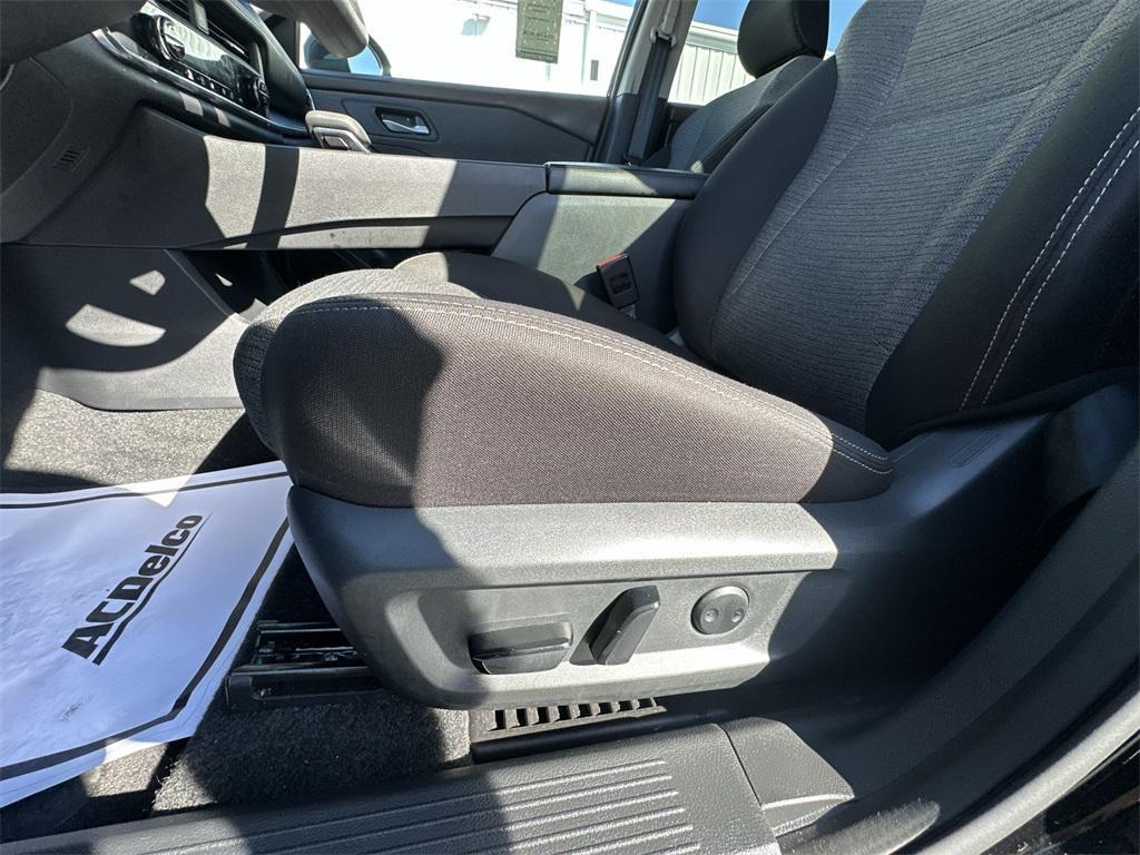 used 2023 Nissan Rogue car, priced at $24,655