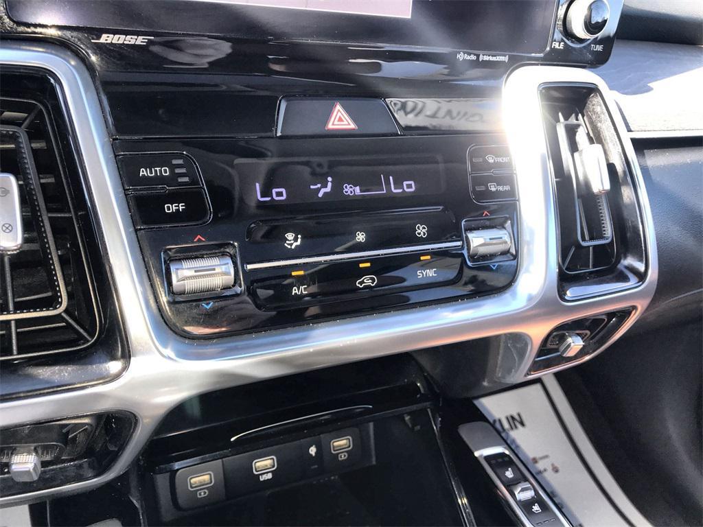 used 2023 Kia Sorento car, priced at $30,870