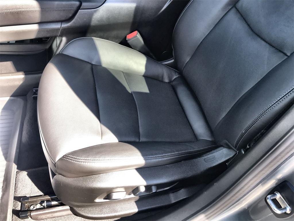 used 2023 Cadillac XT6 car, priced at $45,855