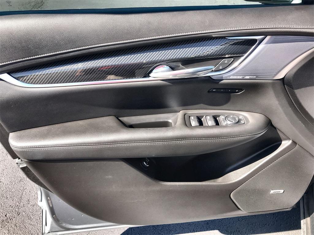 used 2023 Cadillac XT6 car, priced at $45,855