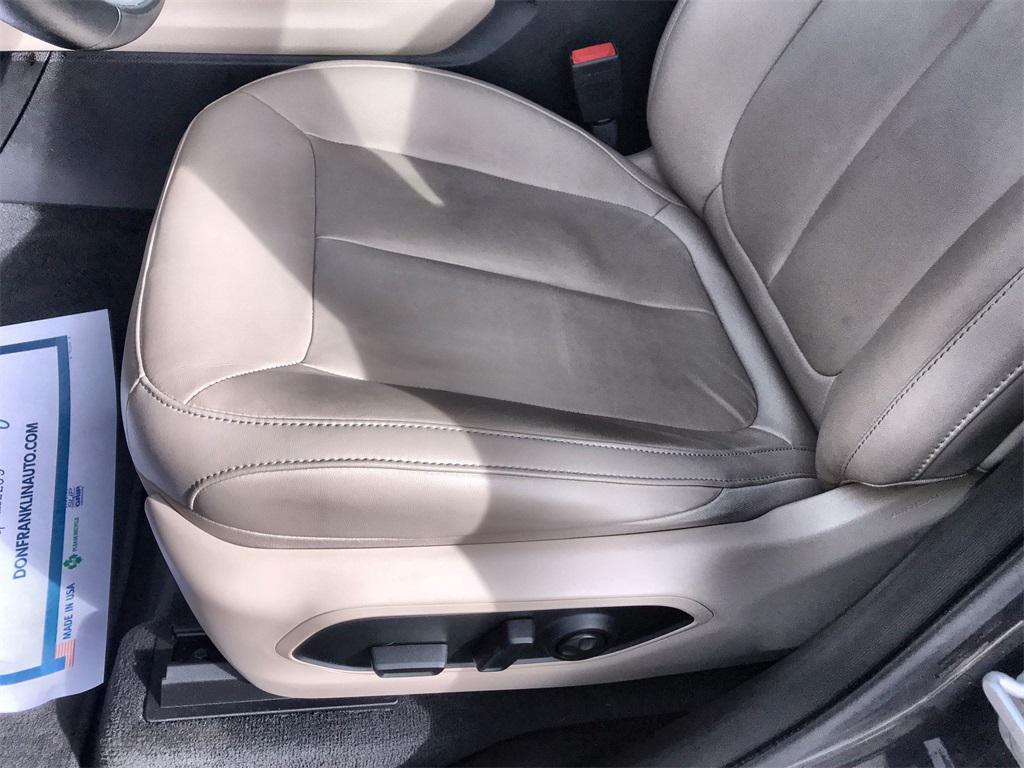 used 2021 Jeep Grand Cherokee L car, priced at $30,880