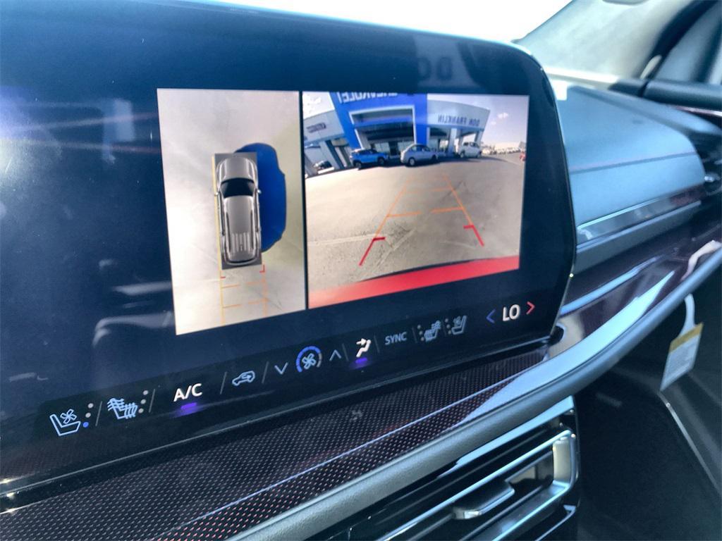 new 2026 Chevrolet Traverse car, priced at $57,290