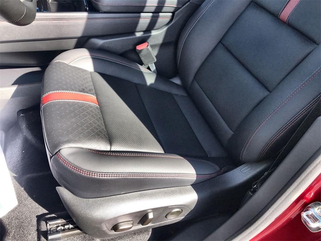 new 2026 Chevrolet Traverse car, priced at $57,290