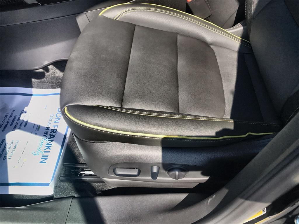 new 2025 Chevrolet TrailBlazer car, priced at $29,257