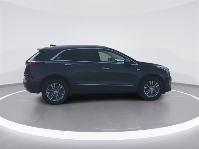 used 2021 Cadillac XT5 car, priced at $30,898